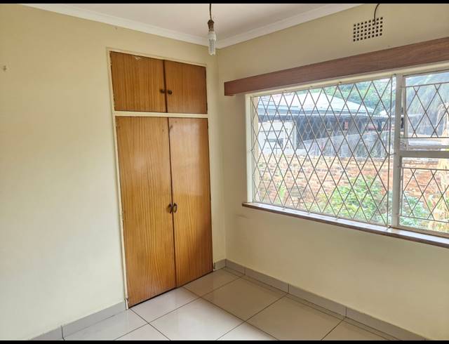 6 BEDROOM HOUSE FOR SALE IN WESTDENE